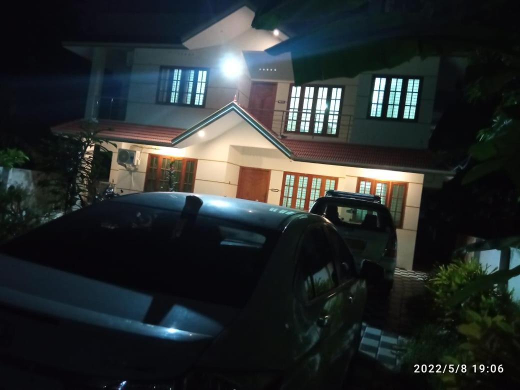 Devi Kripa Residency Apartment วาร์คาลา ภายนอก รูปภาพ