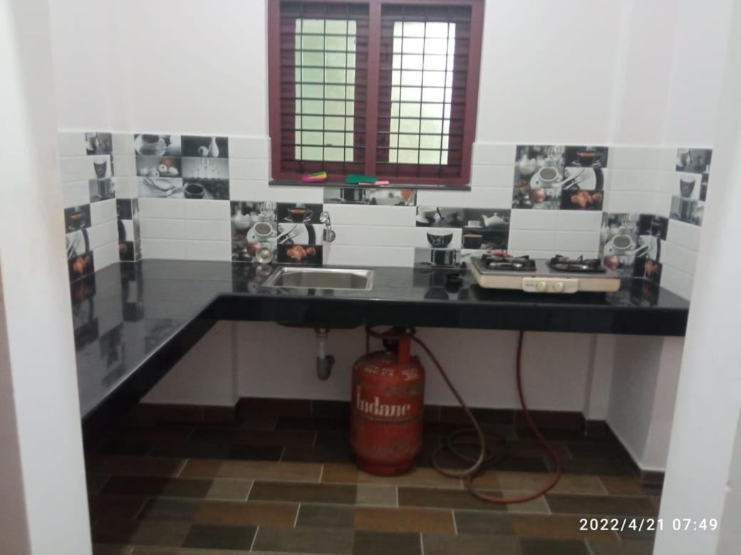 Devi Kripa Residency Apartment วาร์คาลา ภายนอก รูปภาพ