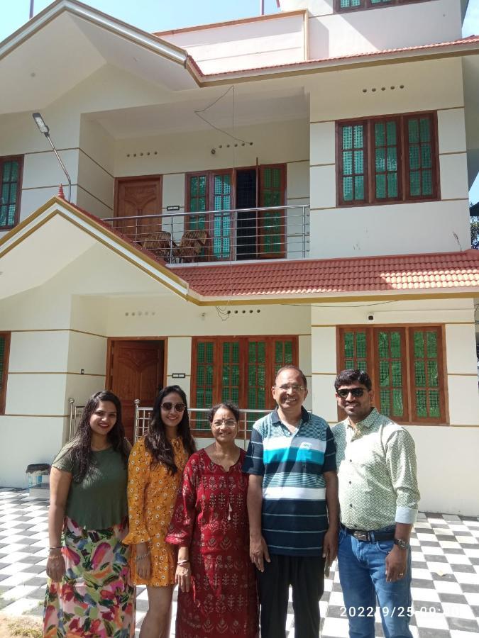 Devi Kripa Residency Apartment วาร์คาลา ภายนอก รูปภาพ