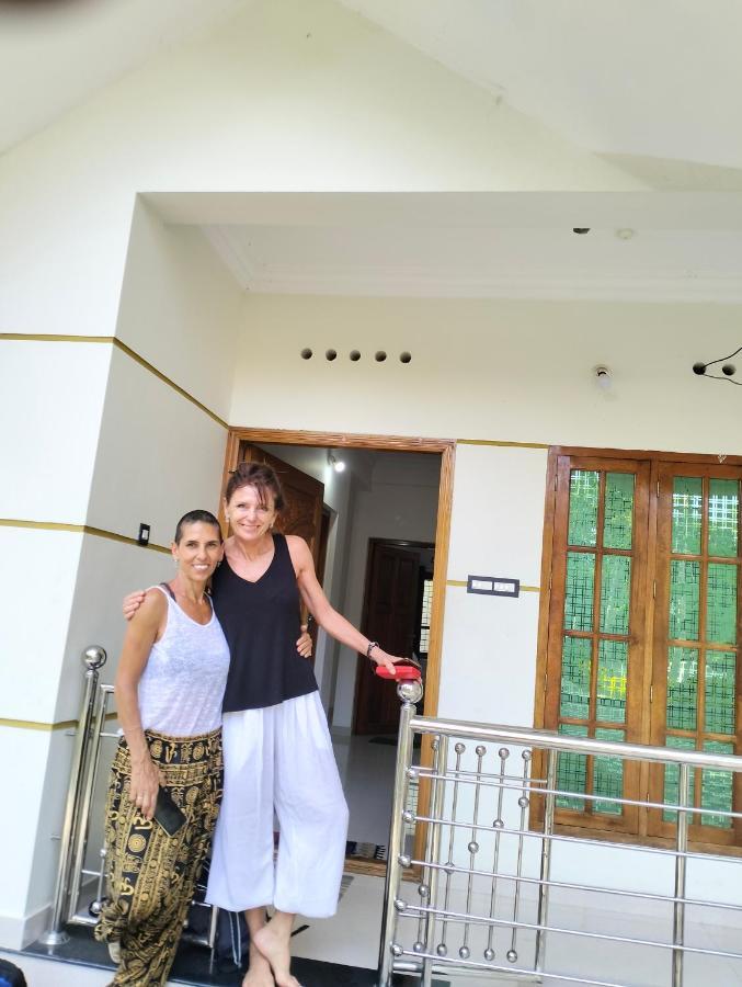 Devi Kripa Residency Apartment วาร์คาลา ภายนอก รูปภาพ